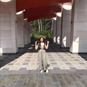 Meet your Posher, Darshee